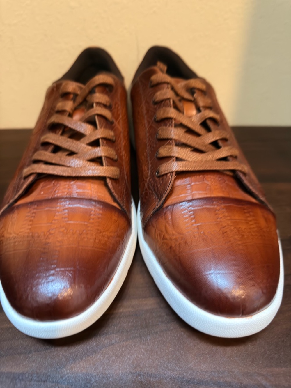 Stacy Adams Brown Embossed Leather Sneakers Men’s Size 10 – Dress Casual Style